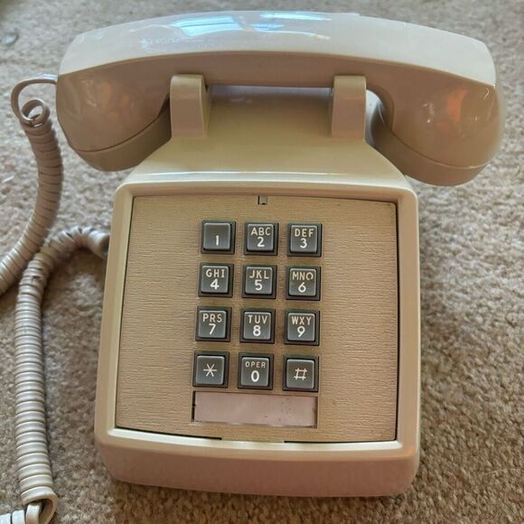 ITT Vintage Beige Touch Tone Phone *Works* - Picture 2 of 10